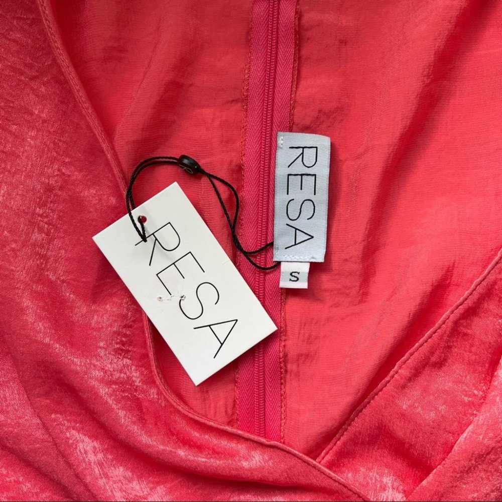 RESA Coral Pink Iris Bow Dress Size Small NWT - Picture 3 of 6